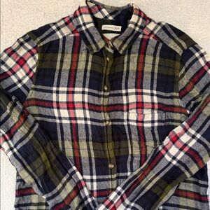 American Eagle Outfitters Boyfriend Fit Ahh-mazingly Soft Plaid Button Down
